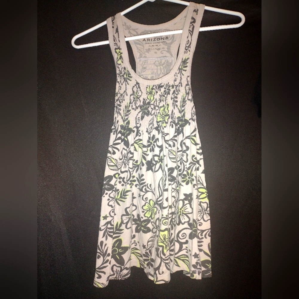 Vintage Y2K style tank top.